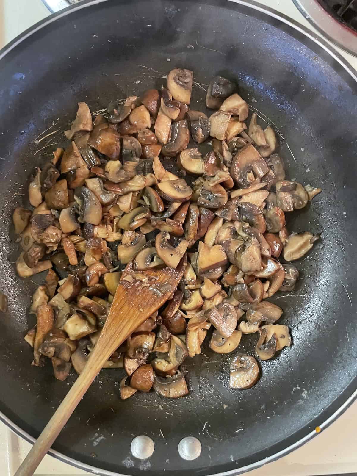 cooked mushrooms in skillet