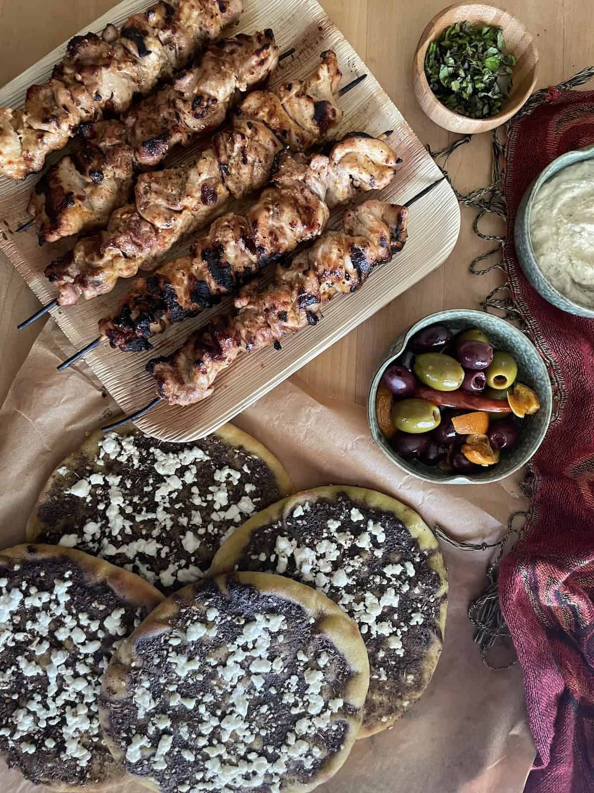 chicken and pita served