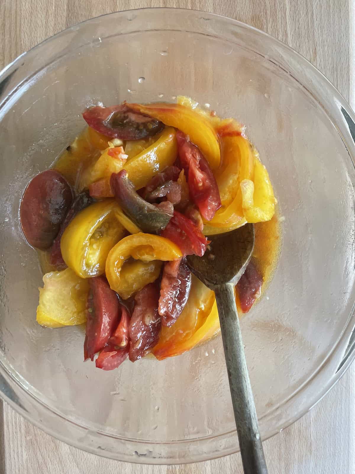 tomatoes marinating