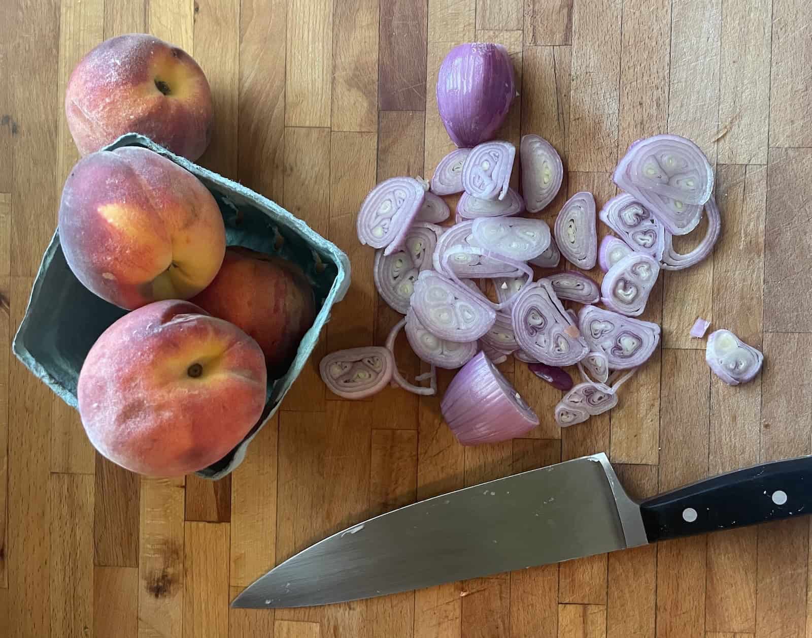 Peaches and shallots