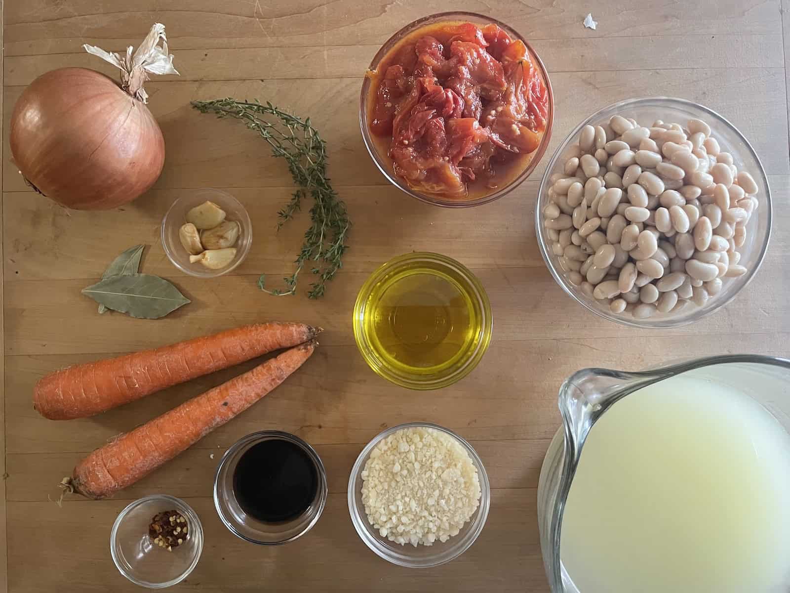 Roasted Tomato and White Bean Soup with Parmesan and Thyme ingredients