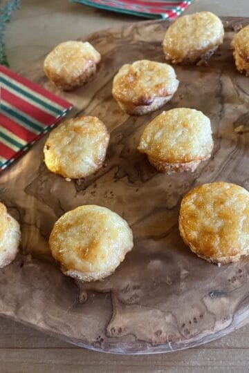 Parmesan puffs