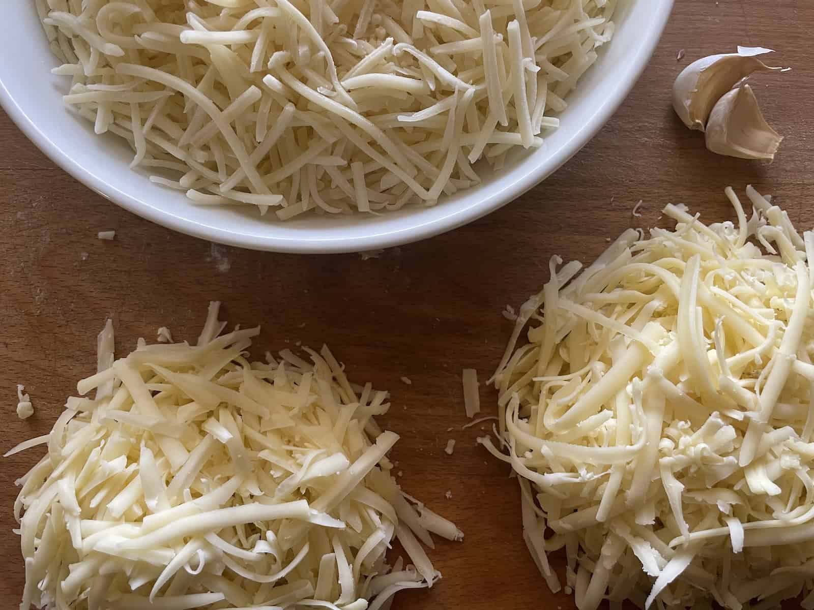 Traditional Swiss Cheese Fondue