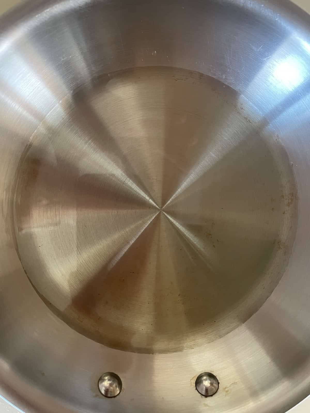 heat oil in a small skillet