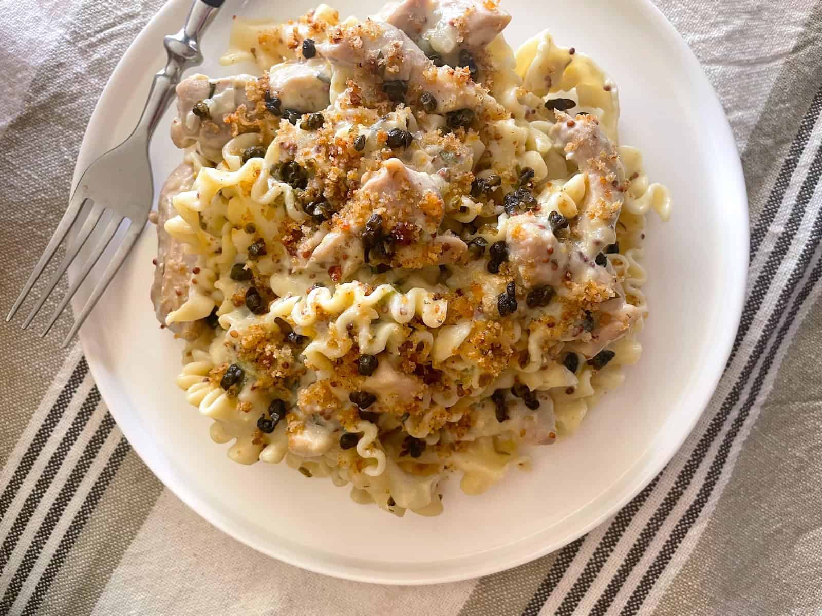 Pasta and Chicken in Mustard and Tarragon Sauce