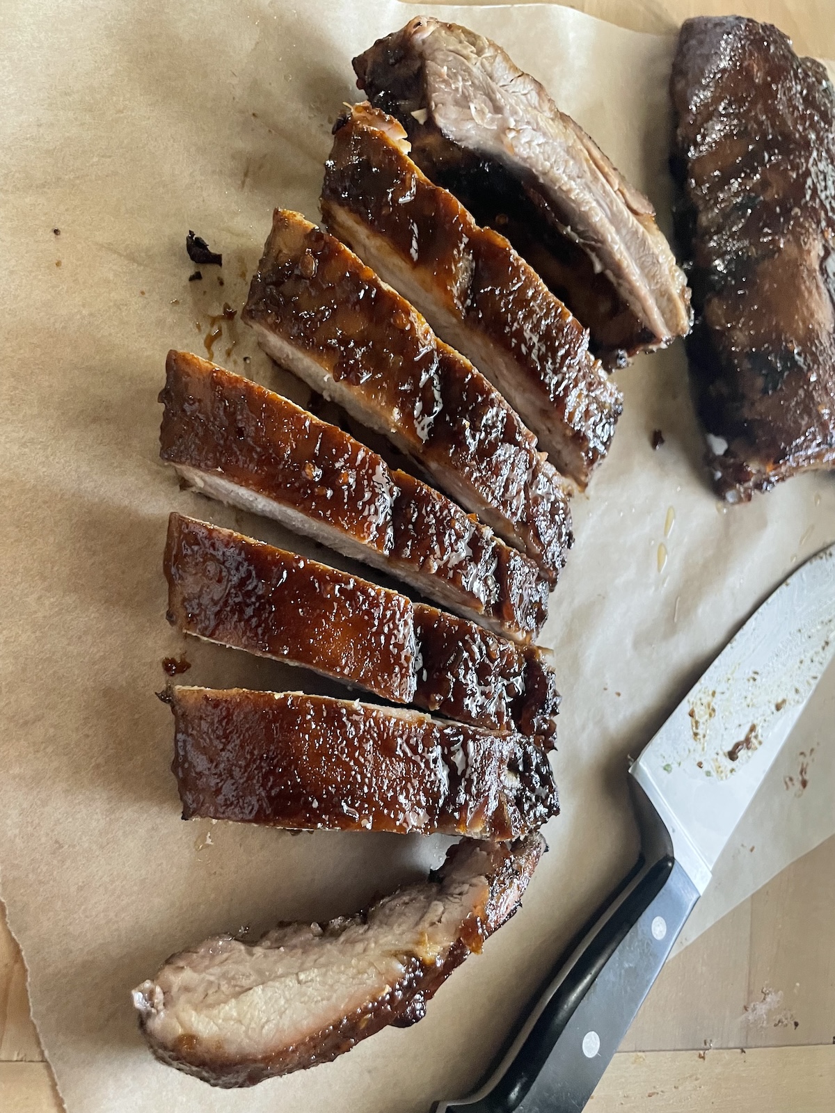 finished ribs cut into individual ribs