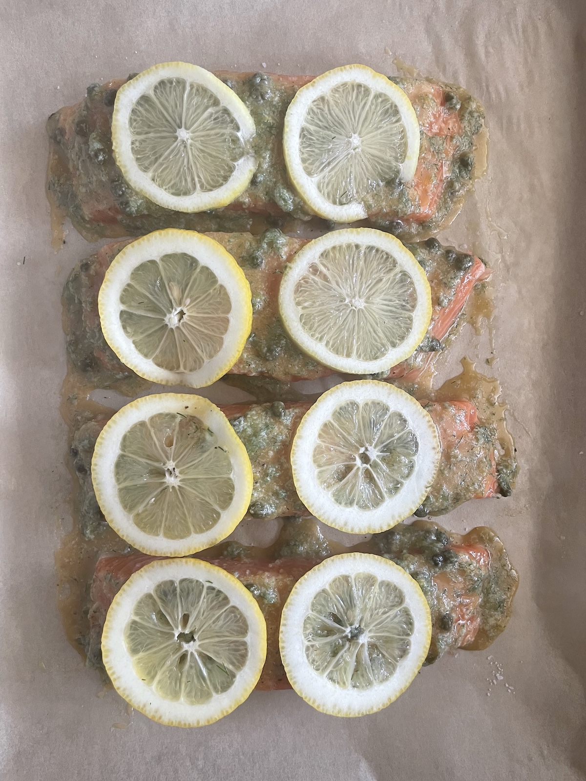 top with lemon slices