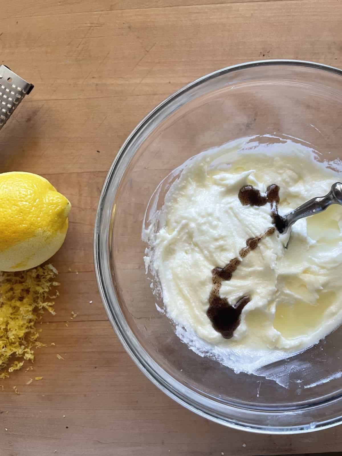 mascarpone cheese mixture